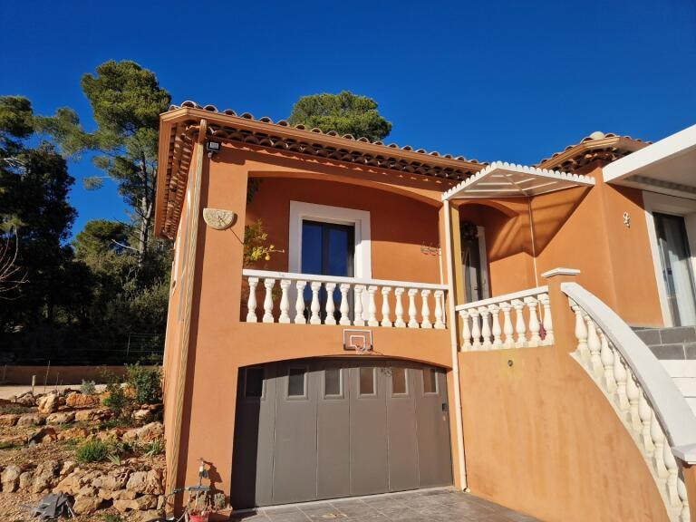 Gouttière en aluminium dans le Var